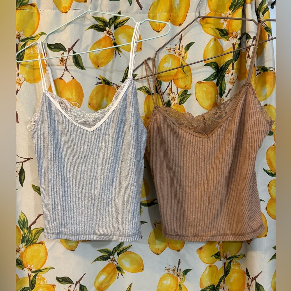 Abercrombie & Fitch Lace Cami top *Set of 2* Size M